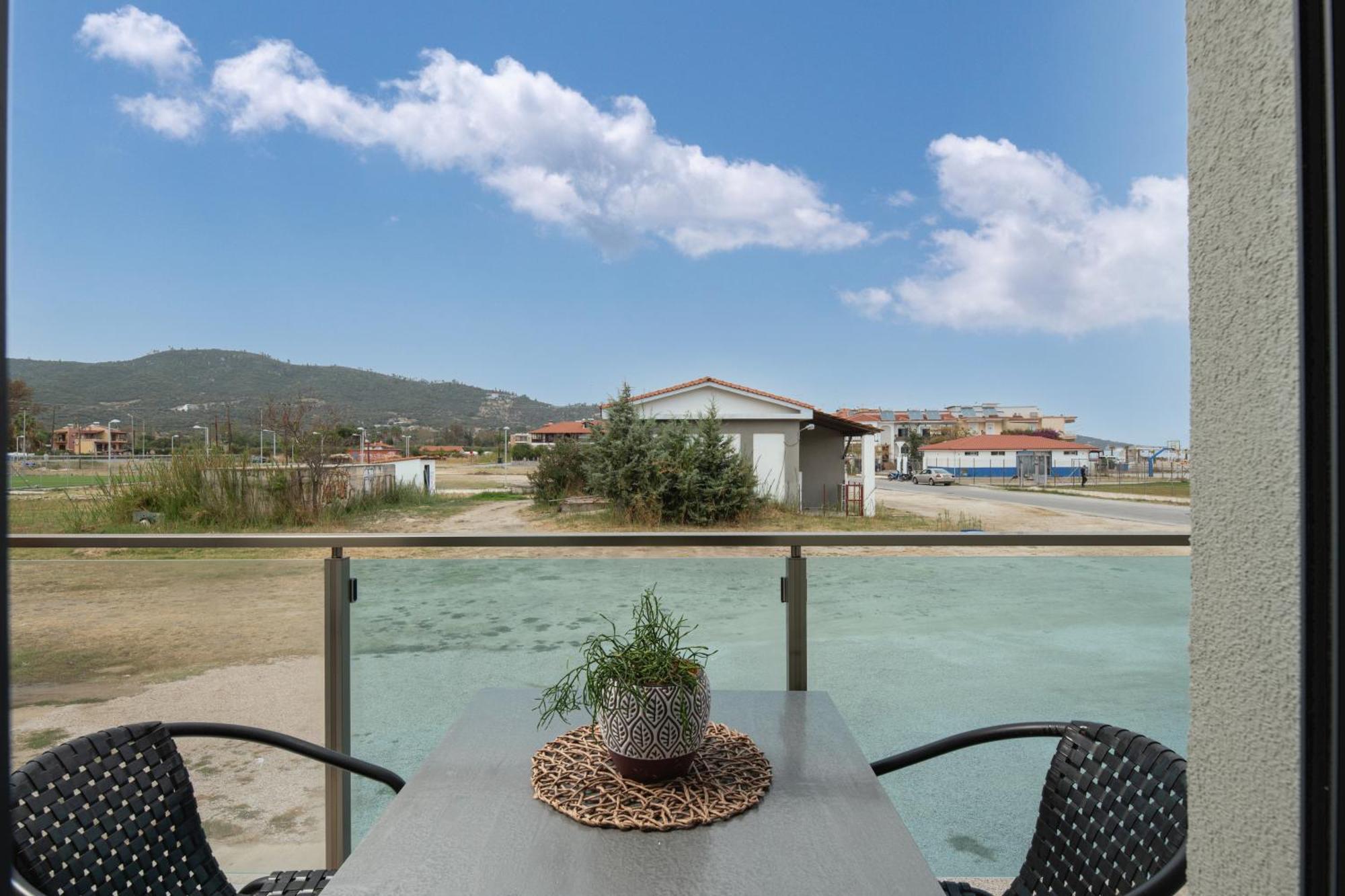Vrahakia Beach Sarti Exterior photo